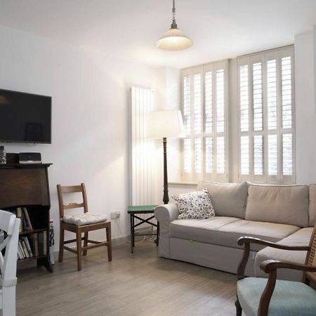 Quiet Ground Floor Mews Flat And Parking Apartment Edinburgh Bagian luar foto