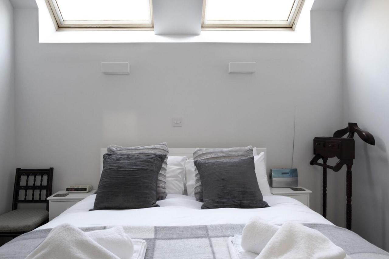 Quiet Ground Floor Mews Flat And Parking Apartment Edinburgh Bagian luar foto