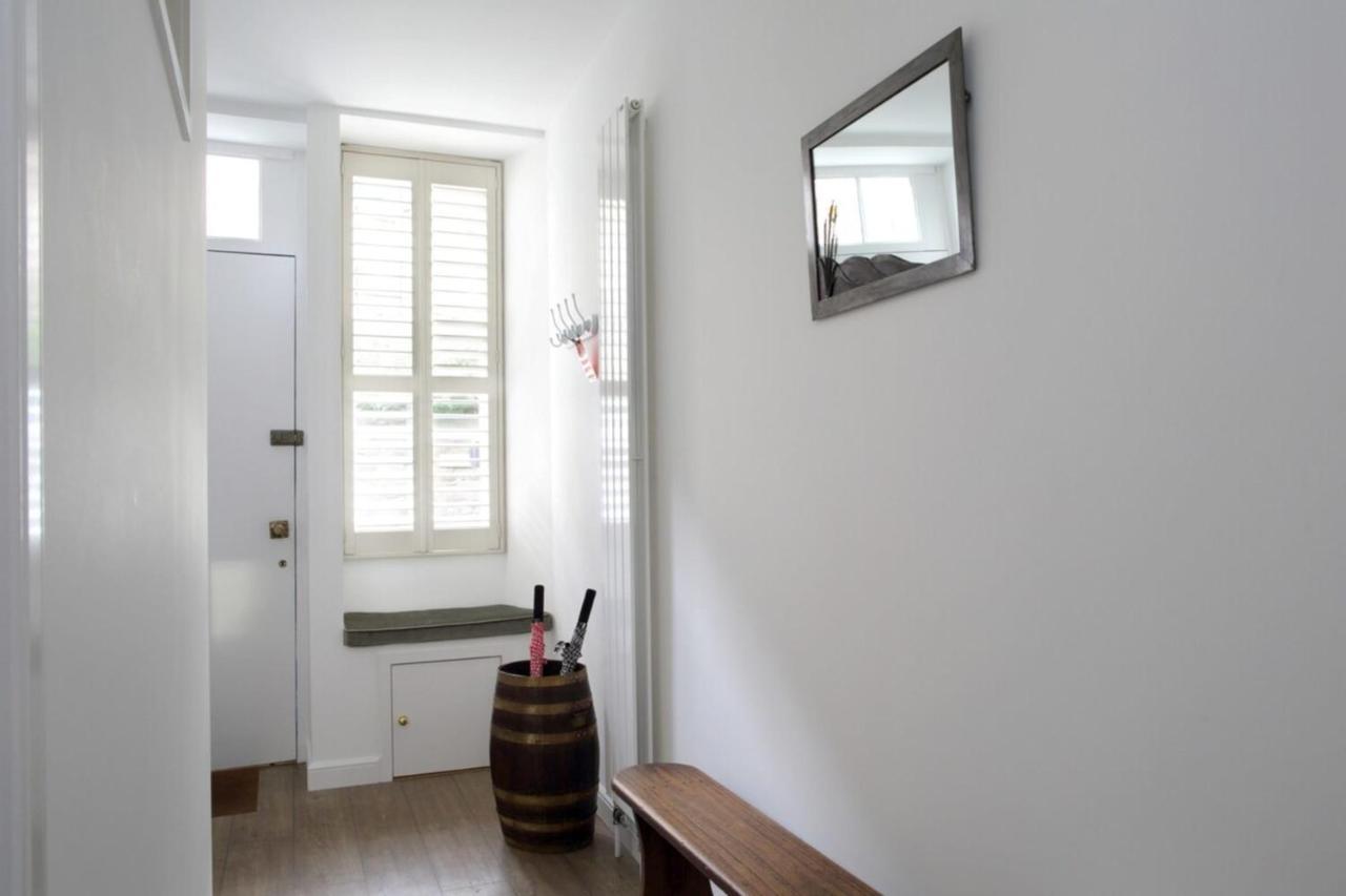 Quiet Ground Floor Mews Flat And Parking Apartment Edinburgh Bagian luar foto