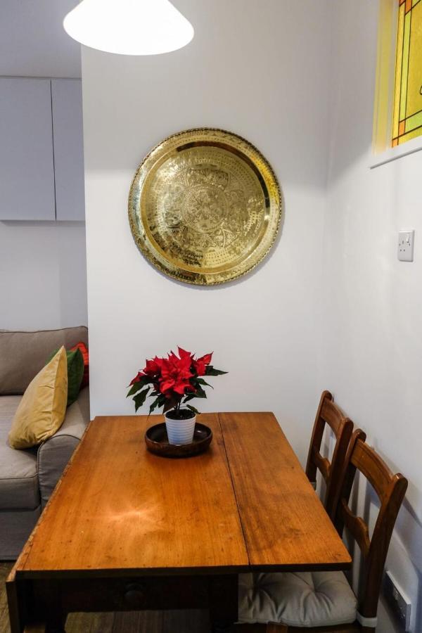 Quiet Ground Floor Mews Flat And Parking Apartment Edinburgh Bagian luar foto