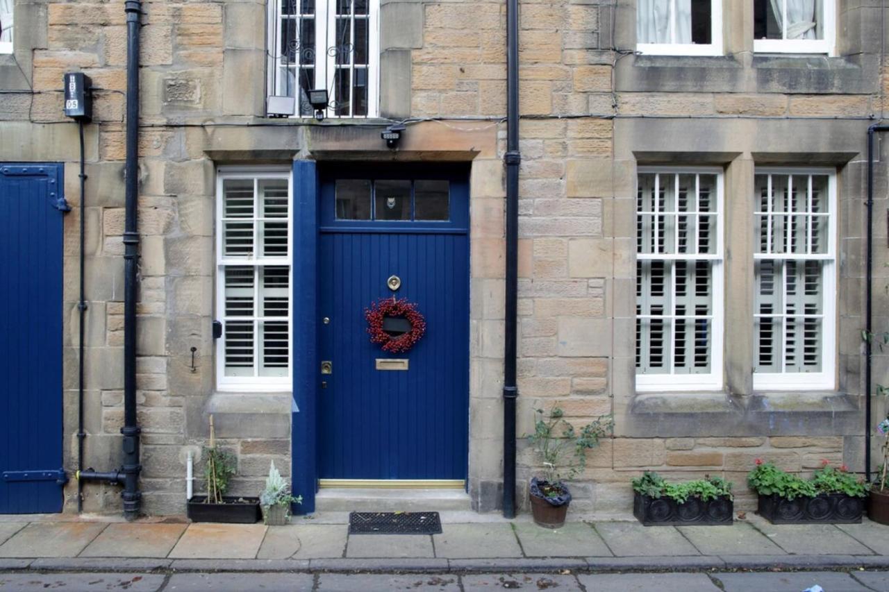 Quiet Ground Floor Mews Flat And Parking Apartment Edinburgh Bagian luar foto