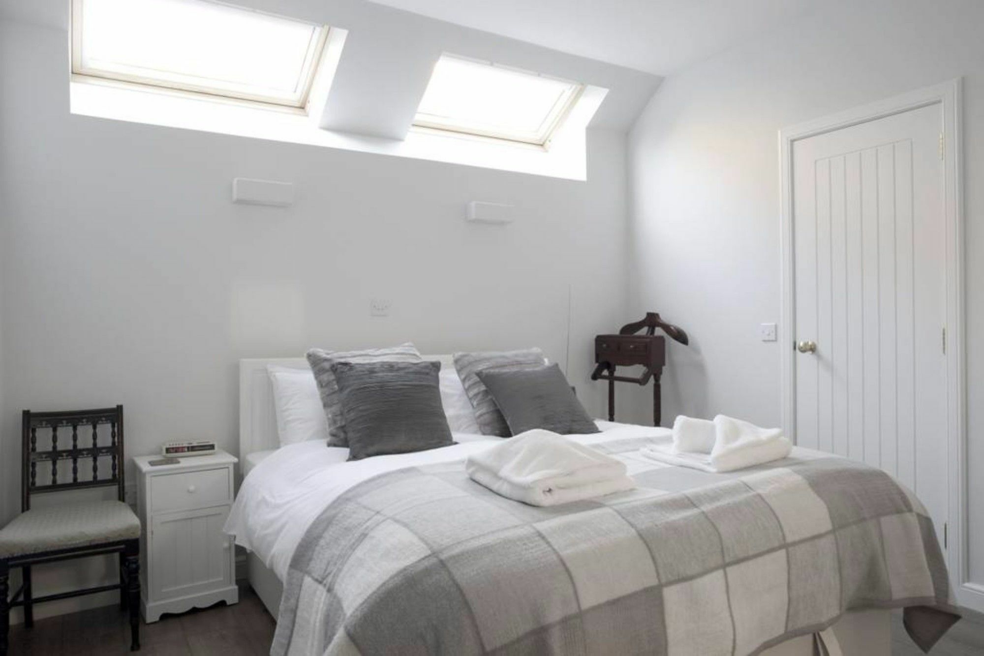 Quiet Ground Floor Mews Flat And Parking Apartment Edinburgh Bagian luar foto